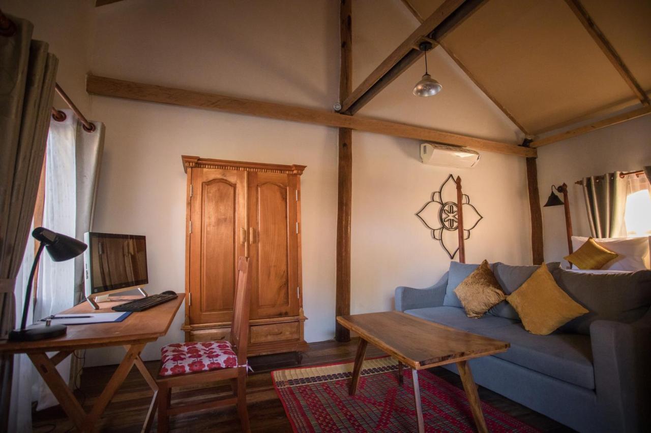 The Wood Family Retreat Hotel Phumi Trapeang Rung Exterior foto