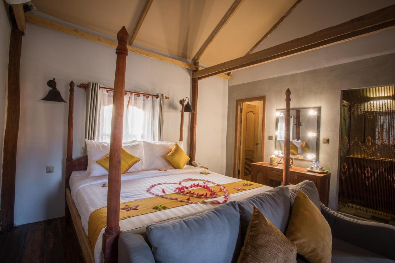 The Wood Family Retreat Hotel Phumi Trapeang Rung Exterior foto